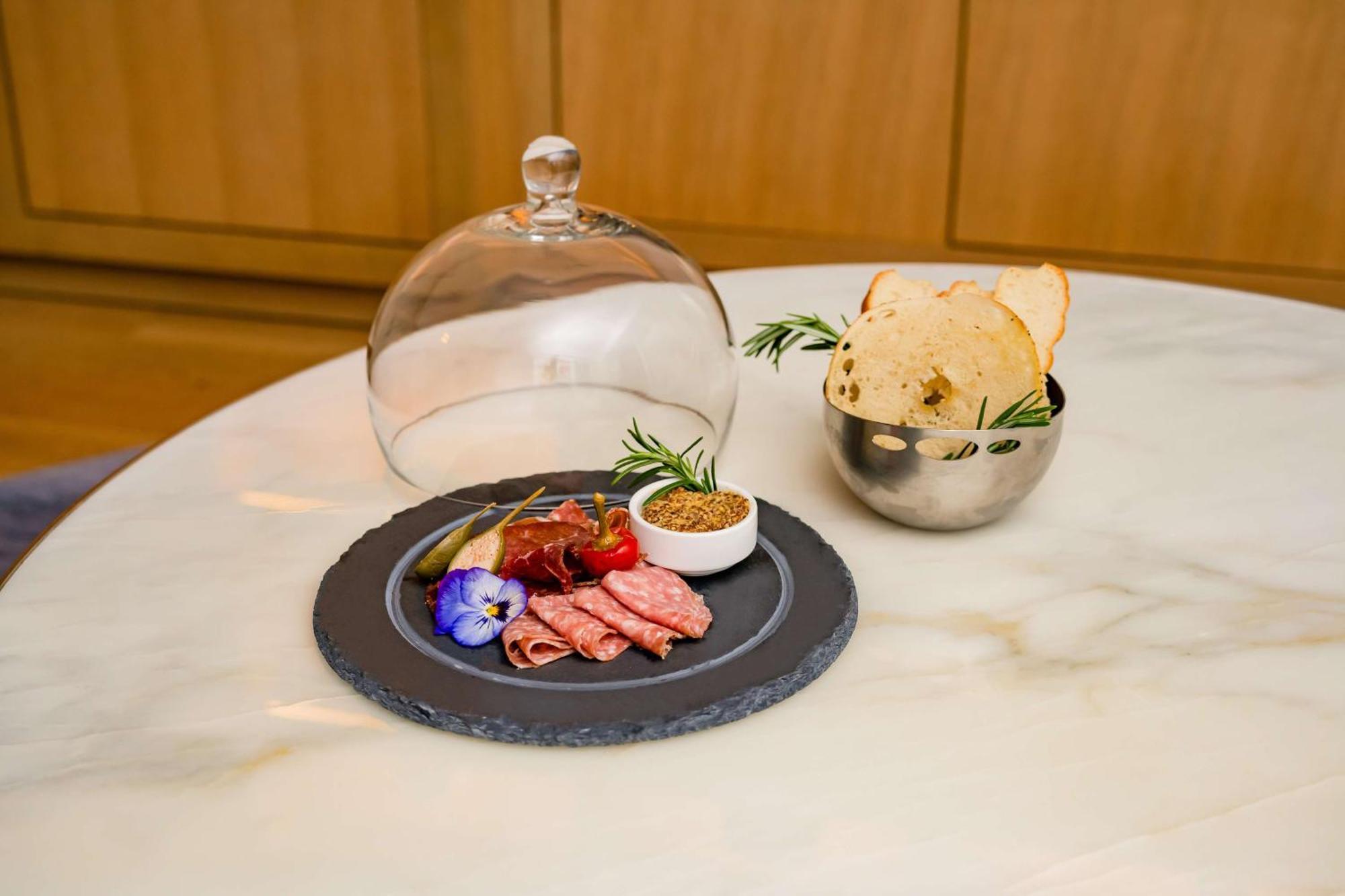 Conrad New York Downtown Hotel Bagian luar foto